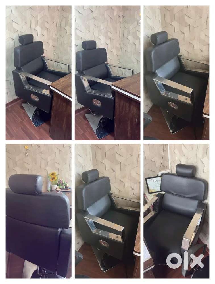 Selling parlour chairs very good condition