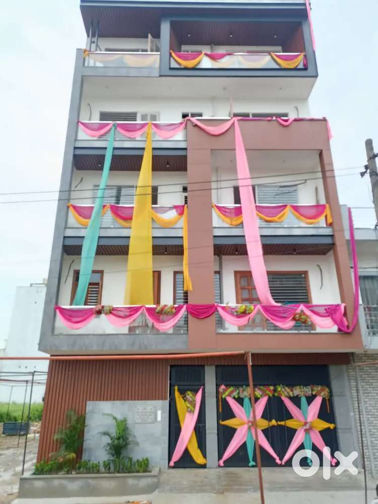 Near dpg college sec 72 a