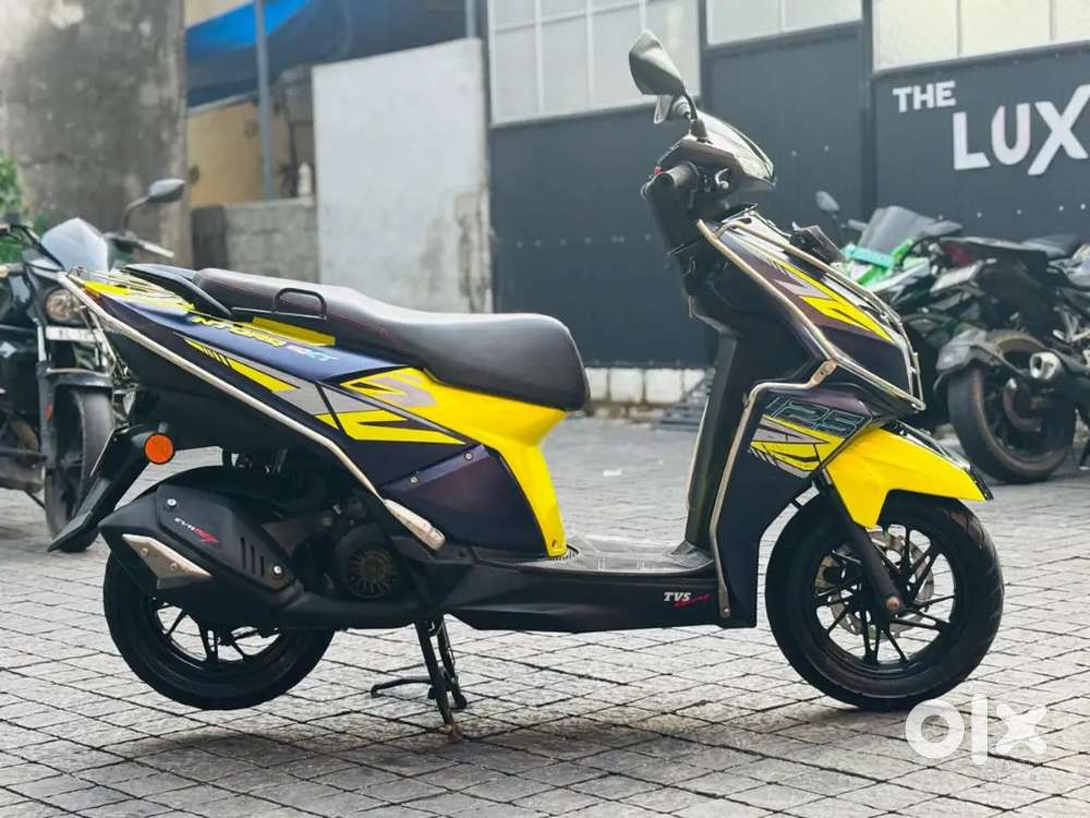 2023 Ntorq 125 XT top edition