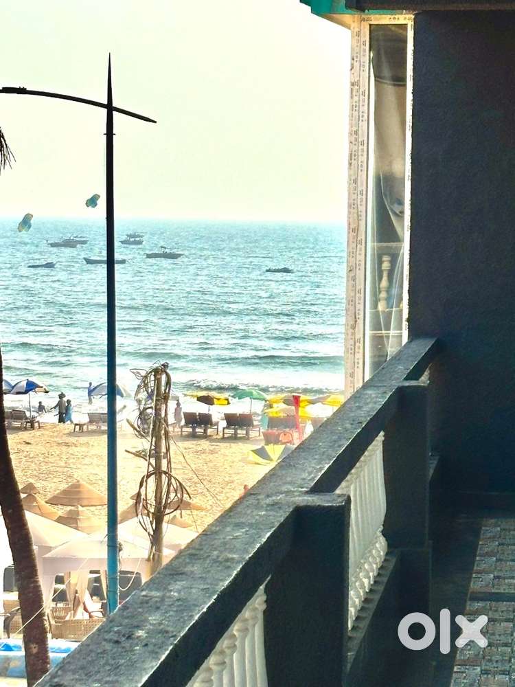 hotel booking calling staff