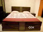 Brand new queen size Without storage wooden bed  availabl in wholesale