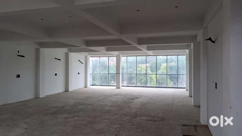 SUITABLE FOR OFFICE.GYM. RESTURANT ROOF TOP ALSO