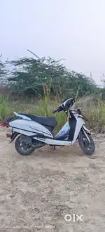 Showroom track
