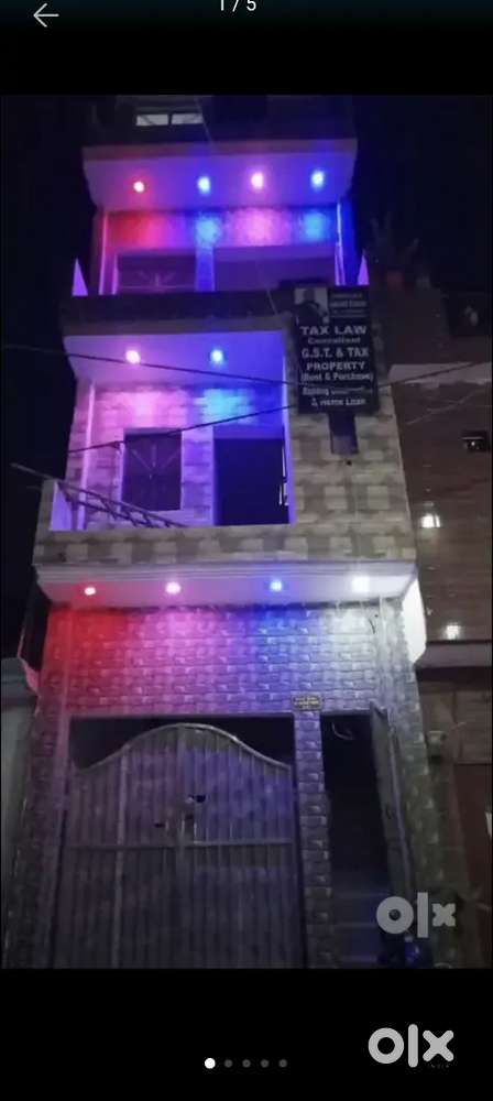 Room for bachelor's