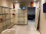 SHOP WITH BACKSPACE (किराए पर गोदाम वाली दुकान)