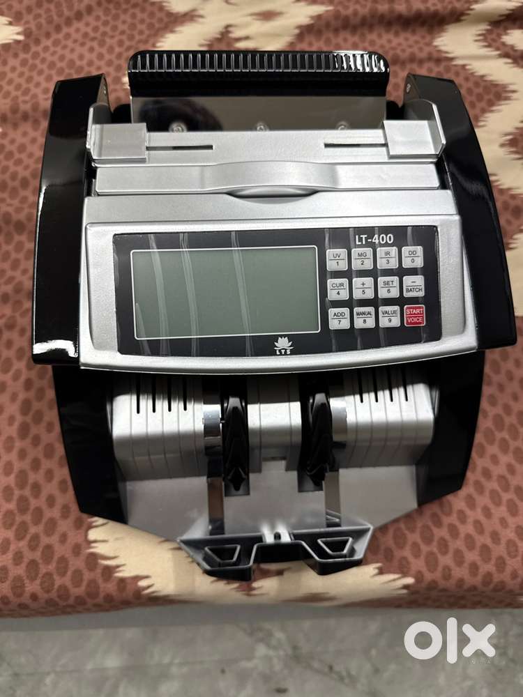 Cash counting machine