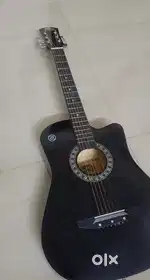Stylish Guitar with 3 picks