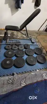 Very less used only 3 month old gym accessories