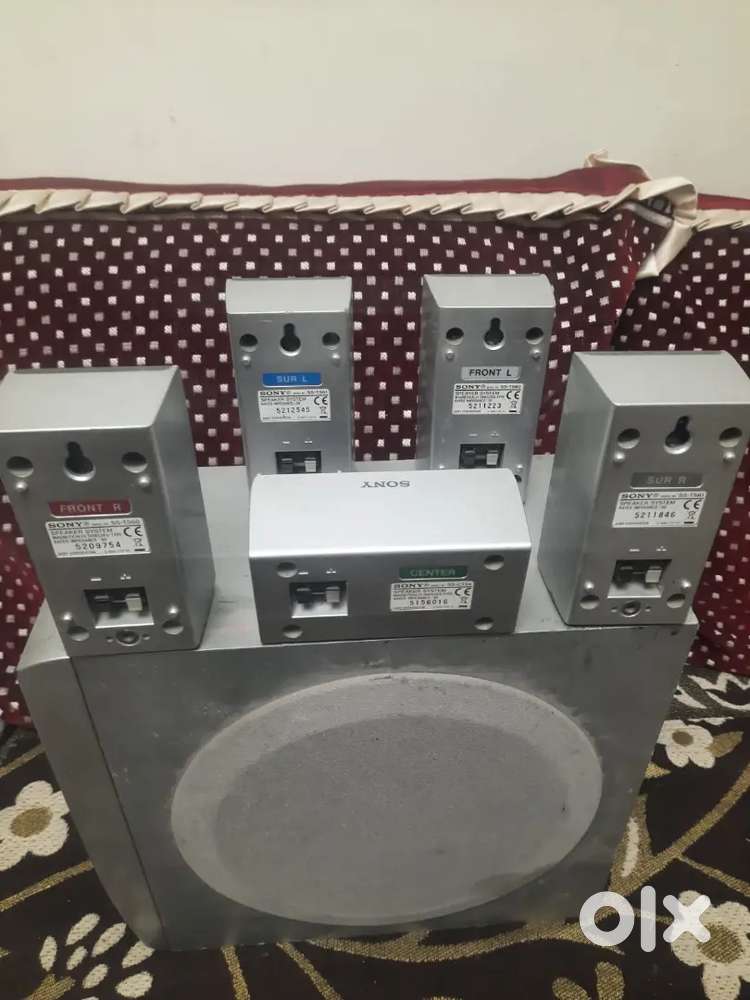 Sony 5.1 speaker and subwoofer good condition and working