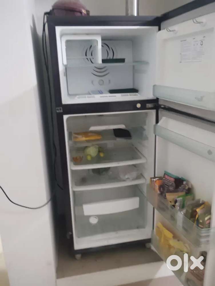 Double door fridge for sell