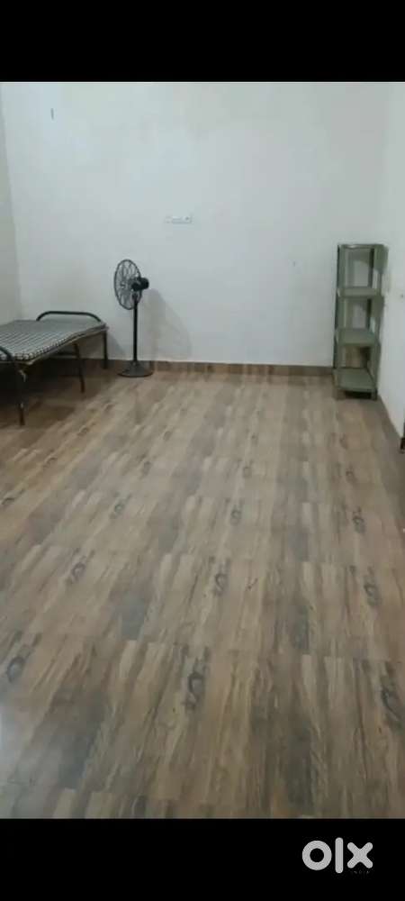 1room with attached latbath saparate area