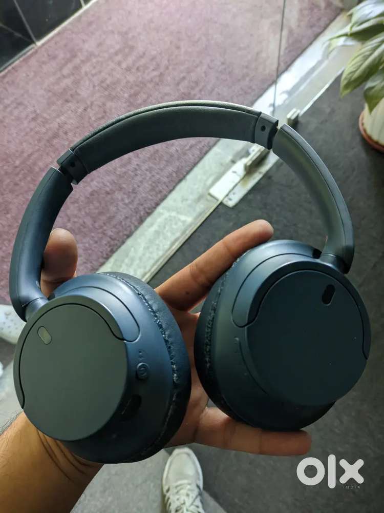 Sony WH 720N Headphones