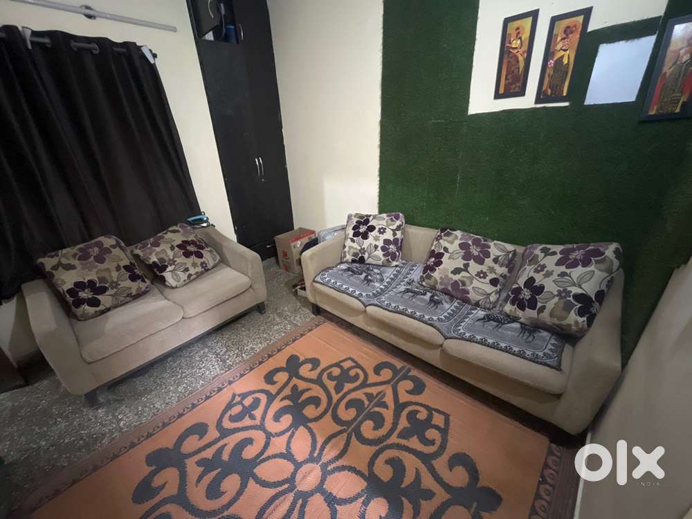 5 home furniture 5 seater sofa ,washing machine, chair computer tebl