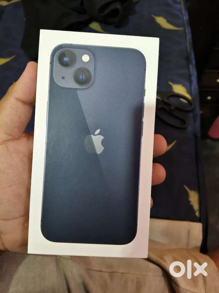 iPhone 13 midnight Black  seal pack