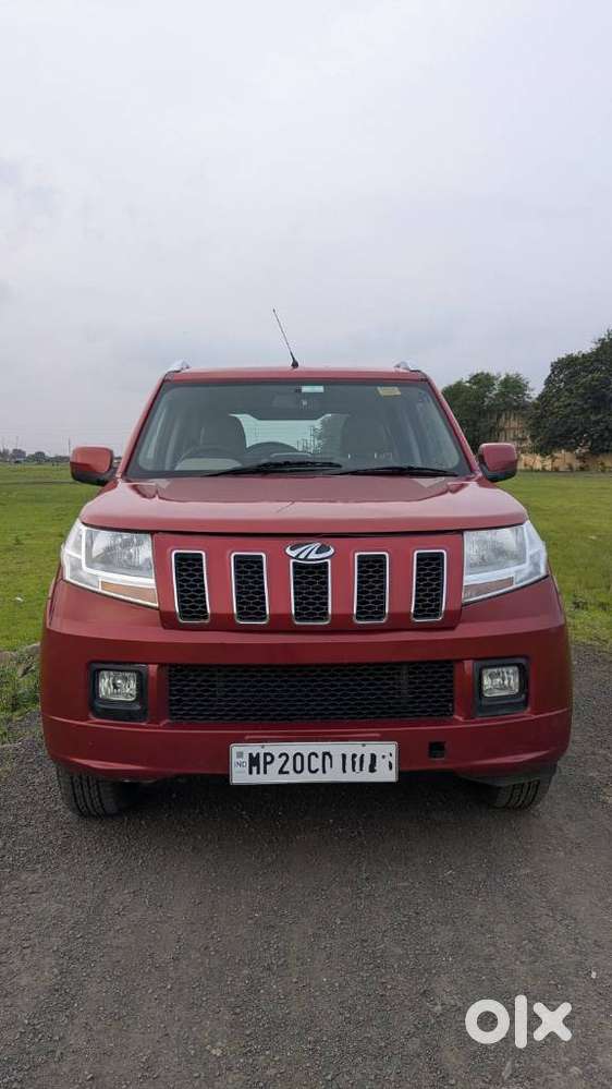 Mahindra TUV 300 T8, 2015, Diesel