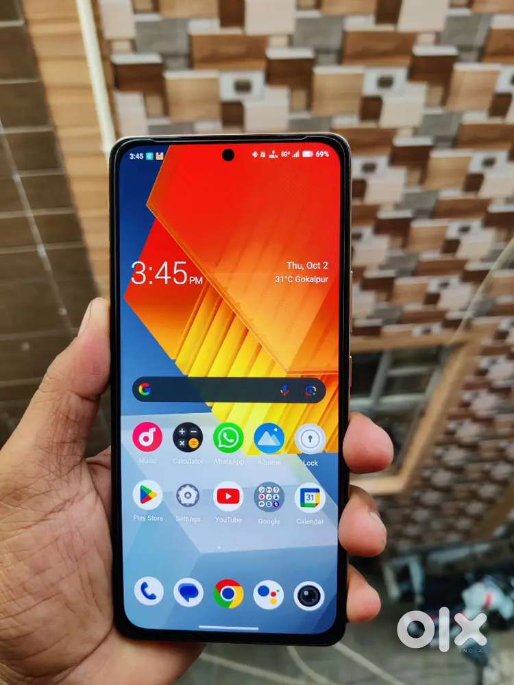 Iqoo Neo 7 Pro 12/256 orange colour 18 month old purchasing 34k