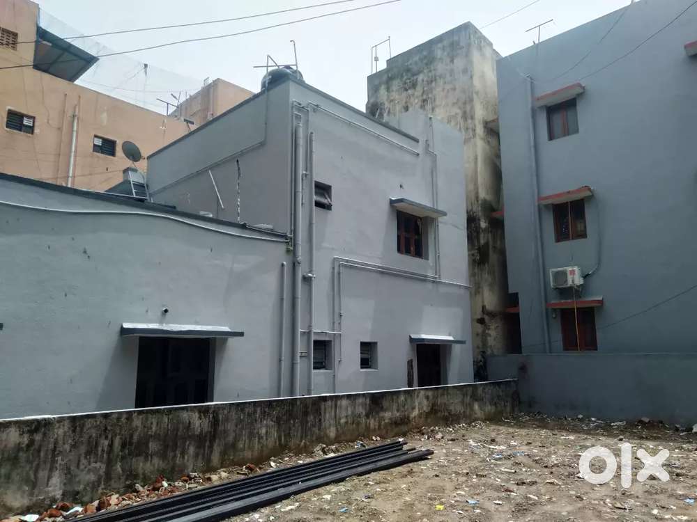 Land for sale in valsarvakkam