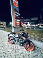 Showroom service