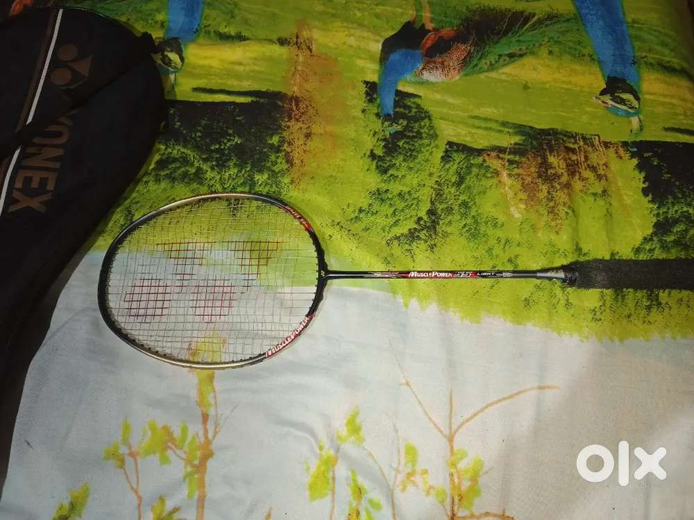 Badminton racquet