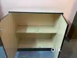 TABLE WITH RACKS