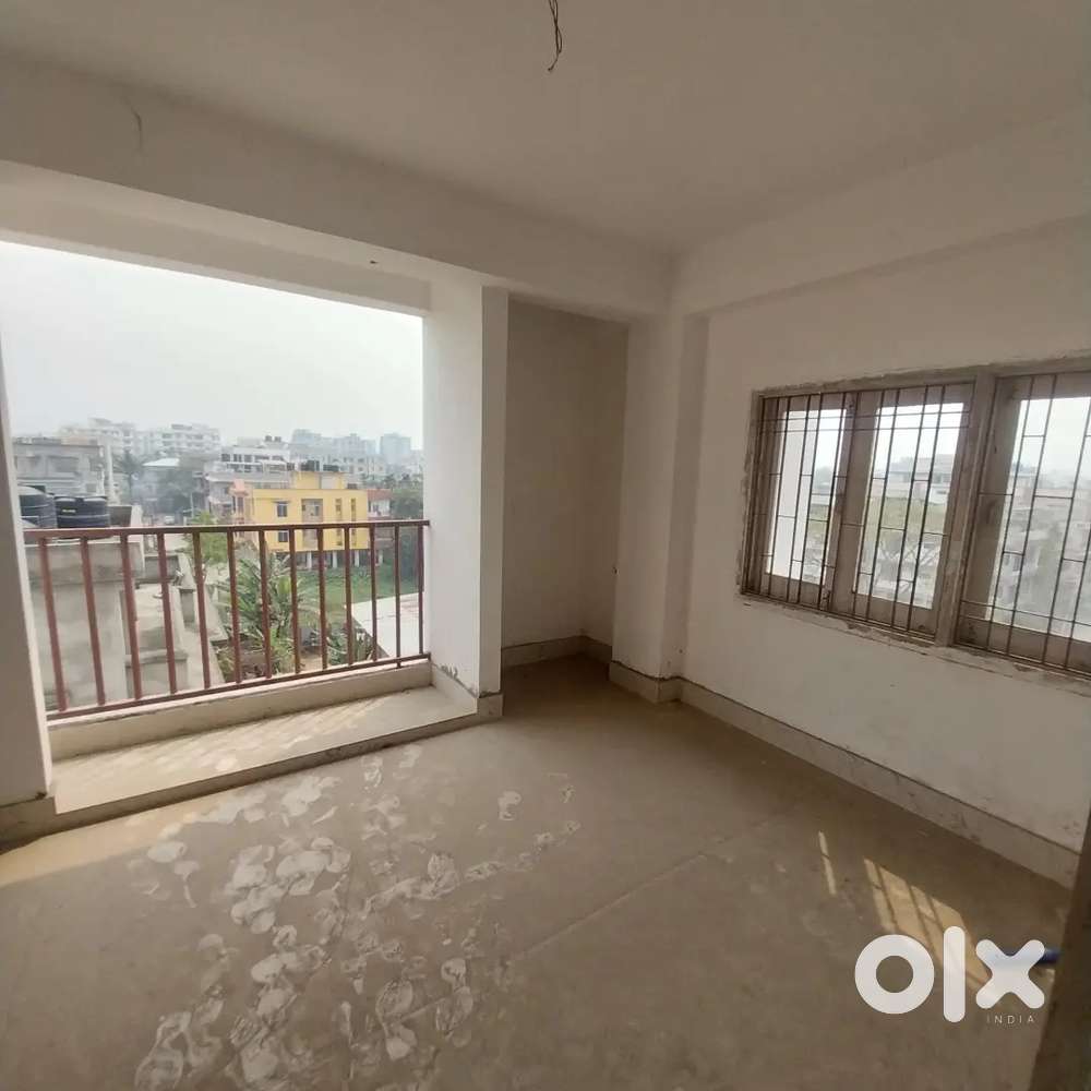 NEW 2BHK FLAT VIPROAD SIXMILE