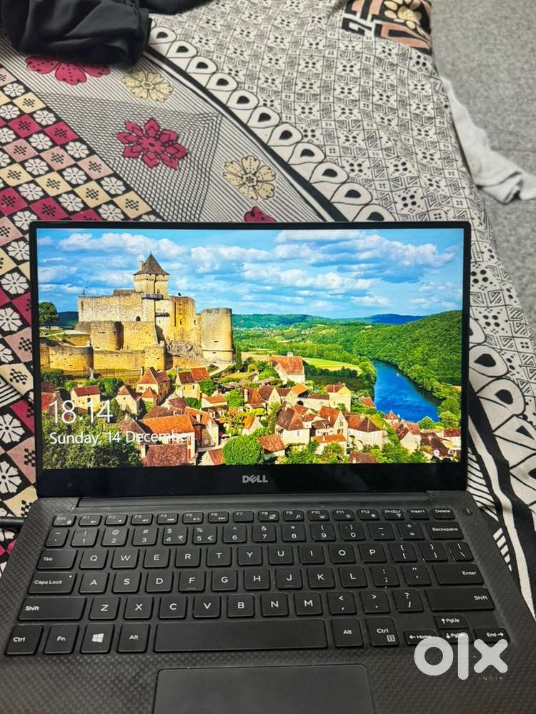 Dell xps 13 , i7 touch screen
