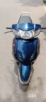 Good condition good tyre new battr.y