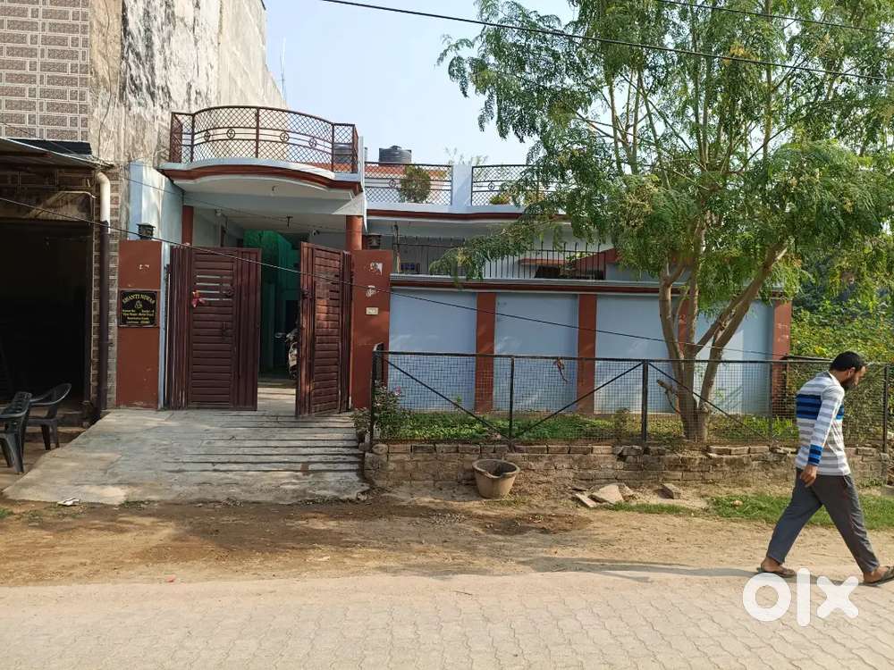 House on road on sale in Cantt Nilmatha with Lulu medanta near by