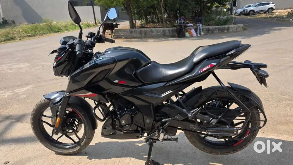 Bajaj N160 
2023/24model
Run.19000km
New condition  bike 
P