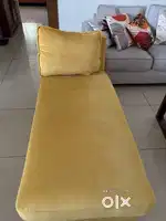 Single seater lounge