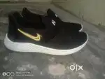 Sports shooes