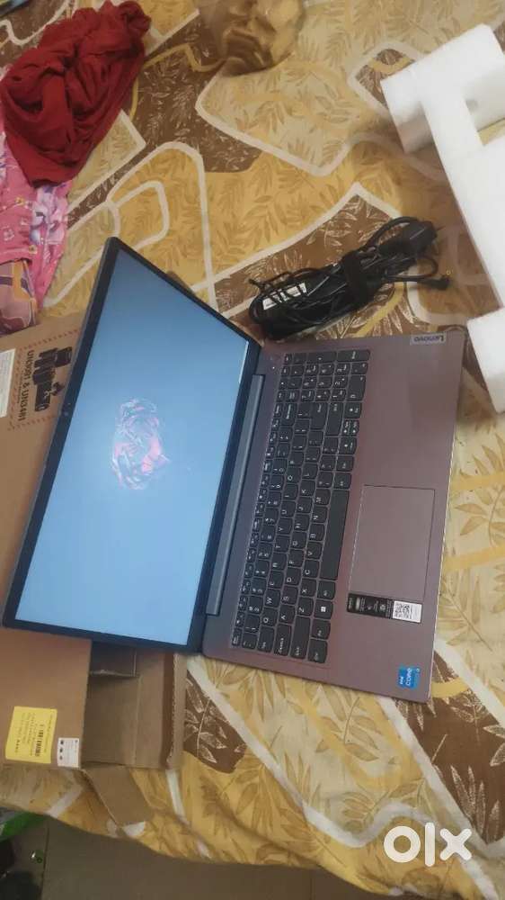 i5 laptop lenovo good condition 1 year old