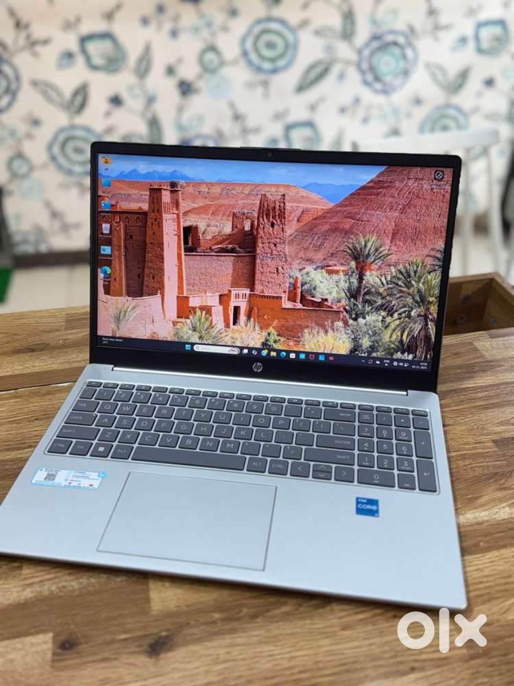 Hp/13th/ i3/ 8/512- ssd/ inwarranty