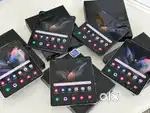 Samsung galaxy z fold 4 ( 12gb 256gb) untouched open box catogery avlb