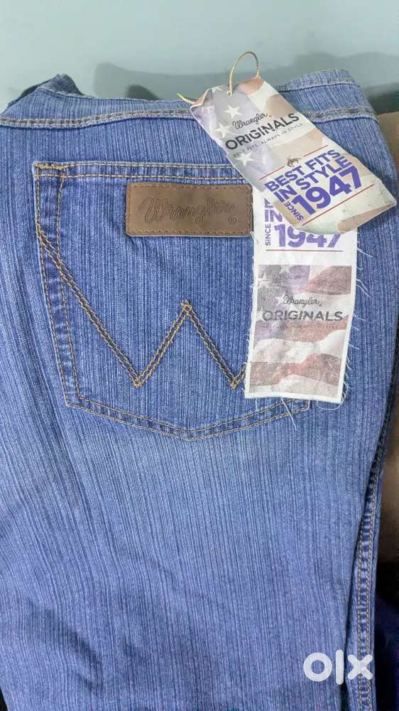 I want to sell wrangler levies and Indiana terain pants