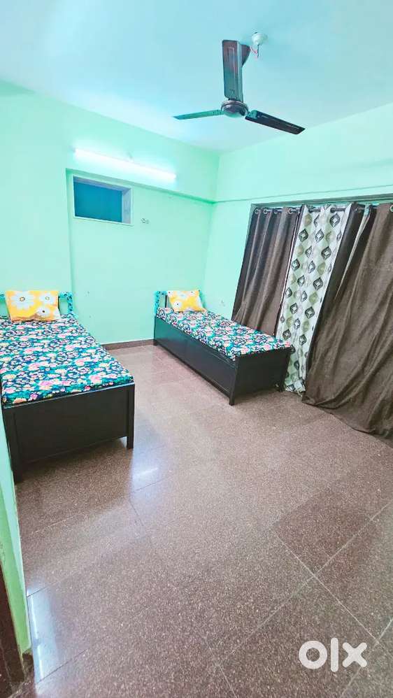 Female pg double three sharing accommodation witthout brokerage