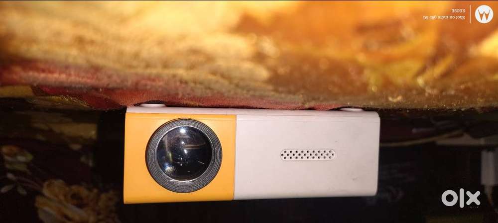 LED HD PROJECTOR