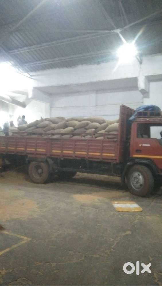 Driver vacancy 8:00 am. to 9:00 pm.m.