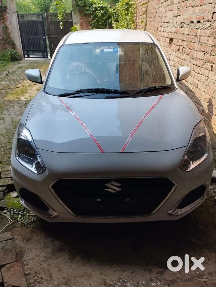 Maruti Suzuki Dzire 2022 Petrol 700 Km Driven