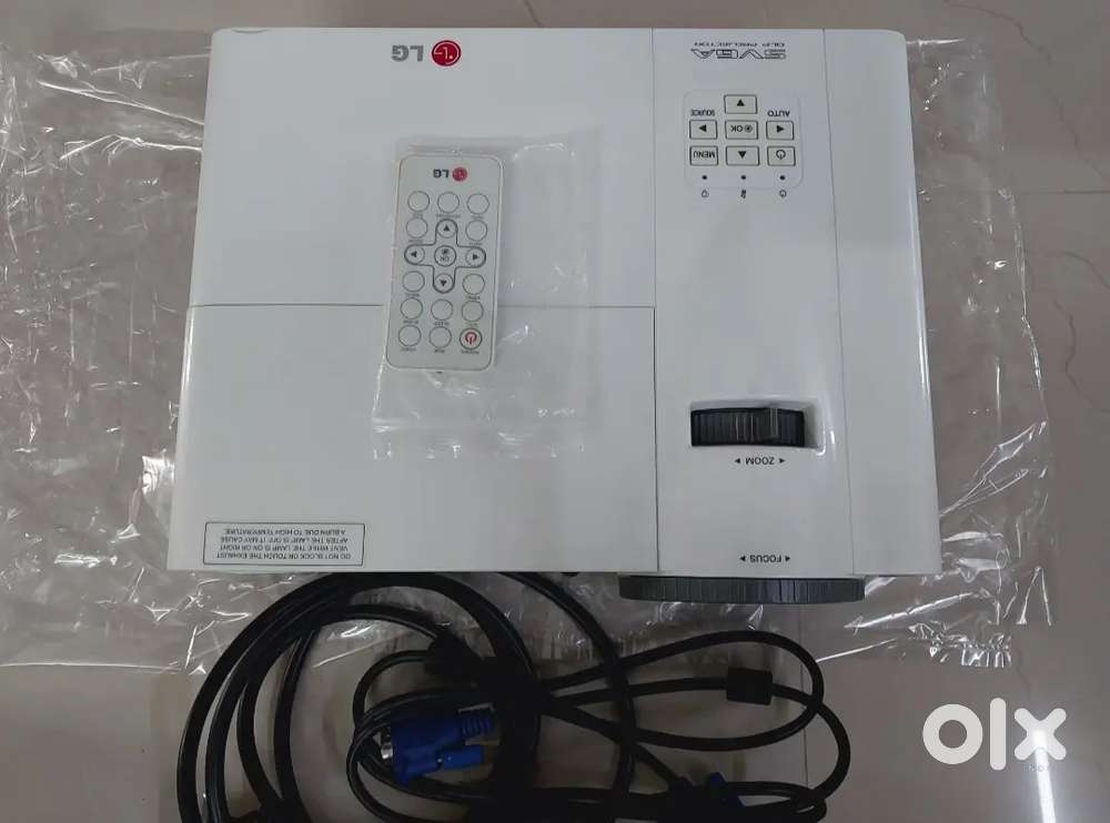 LG DLP PROJECTOR working + 3 Months warranty