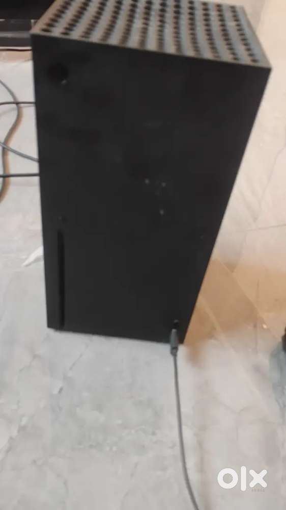 Xbox series x with control