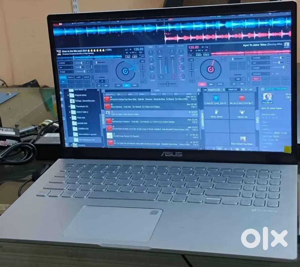 Asus i3 10th gen 8gb ram 256 ssd