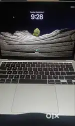 Apple MacBook Air Laptop M1 chip, 13.3-inch/33.74 cm , 8/256GB