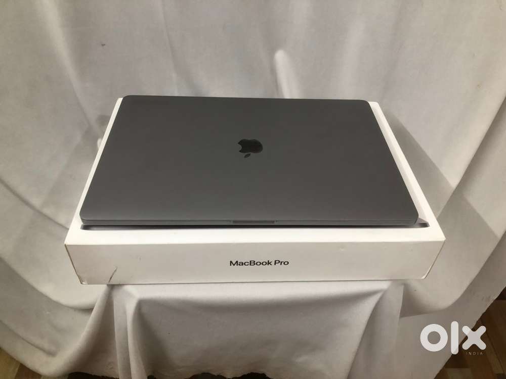 MacBook pro i9 32GB RAM 1TB SSD 16” screen NEW IN CONDITION