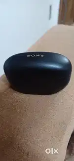 Sony earbuds wf 1000xm5  in warranty
