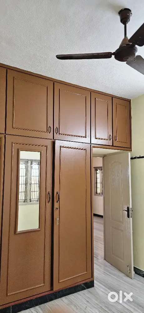 2BHK near uchaparammedu, Iyer bungalow, Madurai near st.Michel School