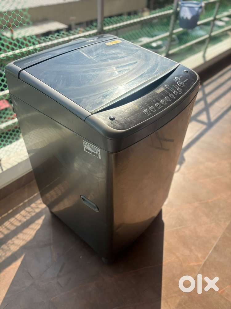 Lg fully automatic top load washing machine 10kg Rs 12000/