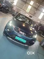 1150000 lakh ruppes average 300