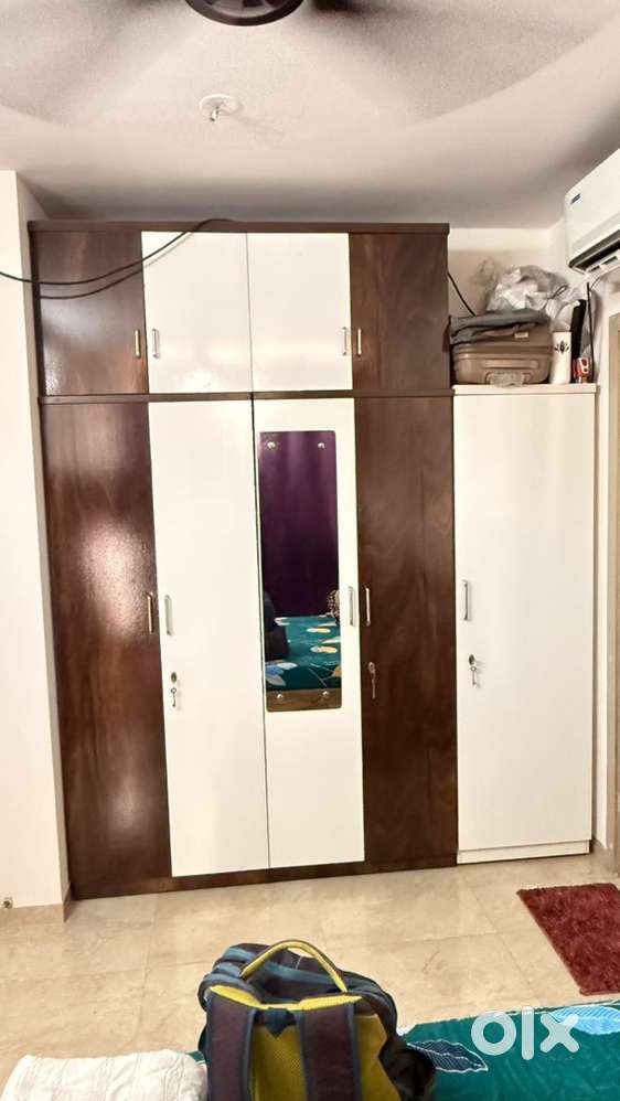 Urgent-4 door wardrobe for sale