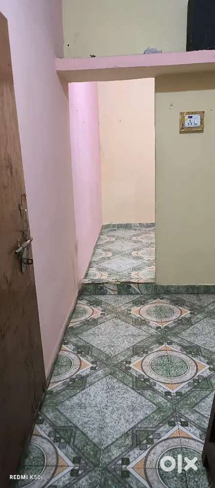 1 RK for rent for male bachlors rent 5000 only.